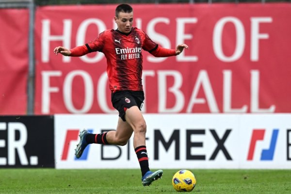 Đại lý Serie A: Kamada không n