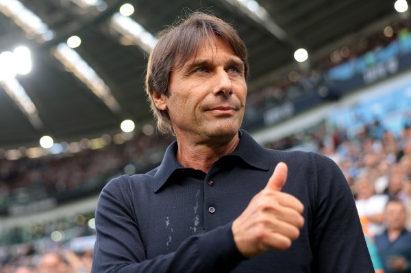 Gửi tới PSV! Conte: McTominay 